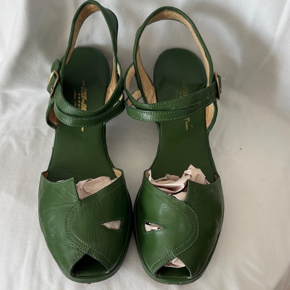 Re-Mix Shoes - RE-MIX Green 1940’s style Leather Women's Sandals